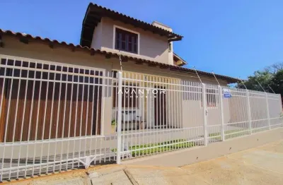 Casa, 3 dormitórios, 2 banheiros, 1 vaga, patronato