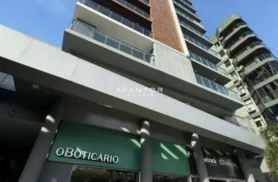 Apartamento de1 dormitório, sala de estar/ cozinha, banheiro social, bairro cent