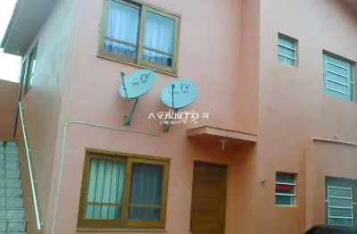 Apartamento de 2 dormitórios, sala de estar, banheiro social, cozinha, área de s