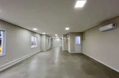 Prédio comercial, 4 salas, 4 banheiros, 2 vagas, centro