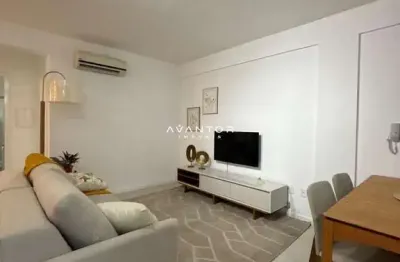 Apartamento, 2 dormitórios, 1 banheiro, 1 vaga, centro