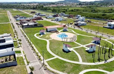 Terreno de 364 m² no condomínio cidade universitária em camobi