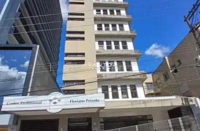 Sala comercial de 62 m² para locação no centro de santa maria.