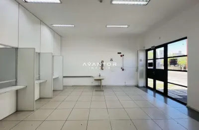 Loja comercial de frente próxima ao fórum, no bairro nossa senhora das dores em