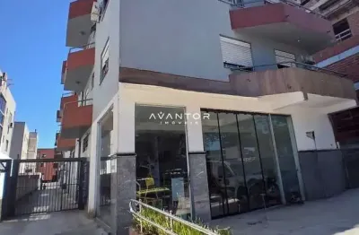 Apartamento na medianeira de 1 dormitório, sala de estar, banheiro social, cozin