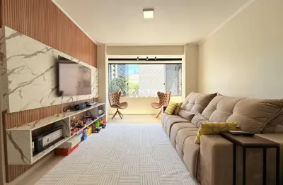 Apartamento de  2 dormitórios, sacada no bairro Nossa Senhora de Fátima em Santa