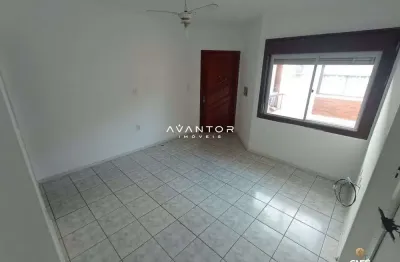 Apartamento de 3 dormitórios, sala de estar, banheiro social, cozinha, área de s