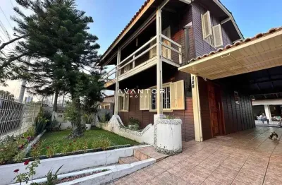 Casa com 6 quartos à venda na Rua Capão da Canoa, 168, Nossa Senhora Medianeira, Santa Maria