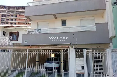 Apartamento de  2 dormitórios, sacada e garagem no bairro nossa senhora de fátim