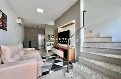 Sobrado semimobiliado em condomínio fechado no bairro parque pinheiro machado em