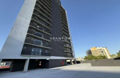 Apartamento com 3 dormitórios, suíte e 2 vagas no bairro bonfim em santa maria.