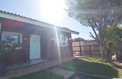 Casa com 2 quartos à venda na Avenida Rodolfo Behr, 470, Camobi, Santa Maria