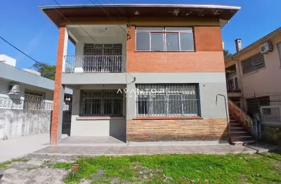 Apartamento De 3 Dormitórios, Sala 2 Ambientes, 2 Banheiros, Cozinha, Área De Se