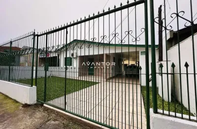 Casa No Bairro JK De 2 Dormitórios, Sala De Estar, Banheiro Social, Cozinha, Áre