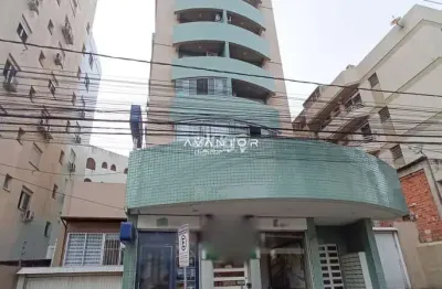 Apartamento semi mobiliado, no centro de 1 dormitório, sala de estar, banheiro s