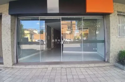 Loja Térrea De 70 m², Composta Por 3 Salas, 2 Banheiros, Recepção, Vitrine e Cop