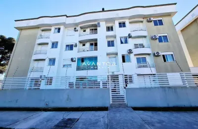 Apartamento 100% mobiliado de 2 dormitórios com garagem no bairro Camobi em Sant