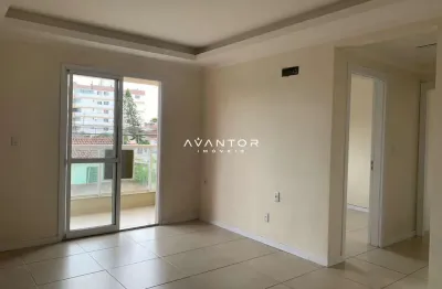 Apartamento de 2 dormitórios, sacada com churrasqueira e garagem no bairro Camob