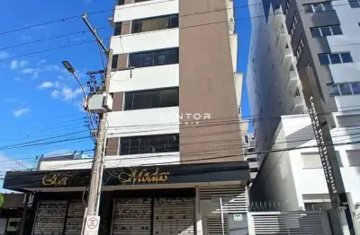 Apartamento no Centro semi mobiliado de 1 dormitório, sala de estar, banheiro so