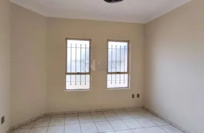 Casa em condomínio fechado – 2 dormitórios no jardim ouro verde