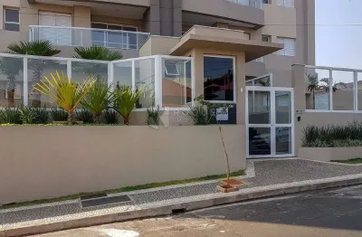 Apartamento com 3 quartos para alugar na Vila Cristóvam, Limeira 