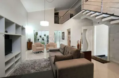 Casa em condomínio a 5 minutos do centro da cidade.
