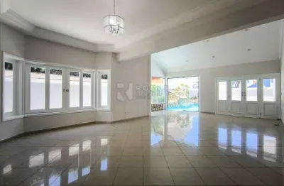 Casa em condomínio à venda no bairro villa san marino