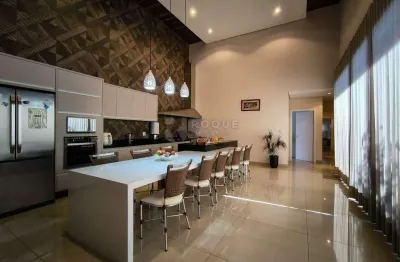 Linda casa à venda em condomínio – porteira fechada!