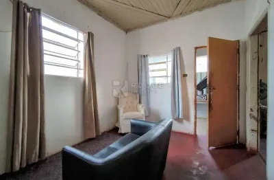 Casa com 3 quartos à venda na Vila São João, Limeira 