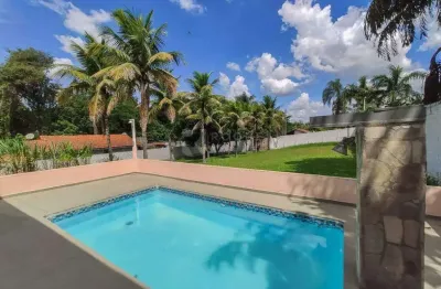 Chácara à venda – 2 quartos | rancho com churrasqueira | piscina | ampla área verde