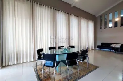Casa em condomínio à venda no bairro villa san marino