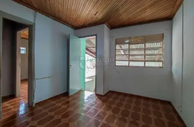 Casa à venda no jardim vista alegre – com edícula nos fundos