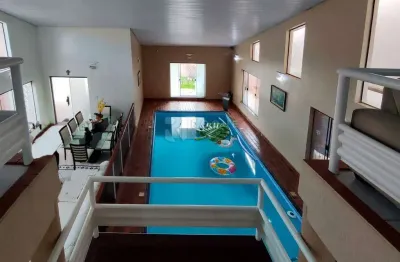 Casa sobrado em condomínio com 3 dormitórios e 1 suíte. aceita financiamento.