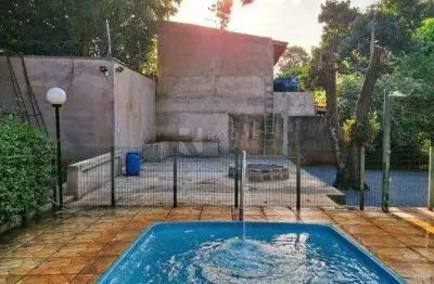 Linda chácara de 2.000 m² em condomínio com fácil acesso pela rodovia anhanguera