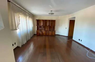 Amplo apartamento à venda com 4 dormitórios – 1 suíte | 2 vagas cobertas e excelente localização
