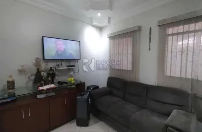 Imóvel bem localizado com sala integrada à cozinha americana – aceita permuta