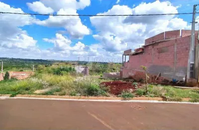 Terreno de 233m² em bairro recém formado e de grande valorização.