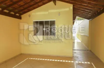 Duas casas à venda no mesmo terreno – casa a e casa b