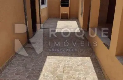 Casa ampla à venda – 147,45m² de construção em rua tranquila!