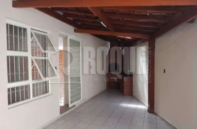 Casa à venda com edícula – 3 dormitórios | suíte | churrasqueira | ótima localização