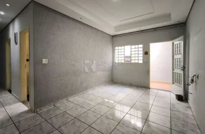 Casa à venda – 2 dormitórios | estrutura para sobrado