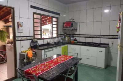 Casa comercial à venda no Parque Residencial Aeroporto, Limeira 