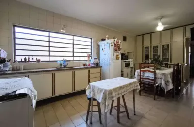 Casa com 3 quartos à venda na Vila Rocha, Limeira 