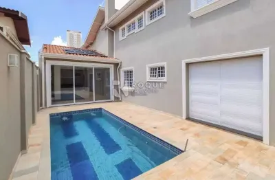 Amplo sobrado à venda – conforto, espaço e lazer em um só lugar!