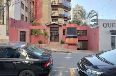 Apartamento com 3 quartos para alugar no Centro, Limeira 