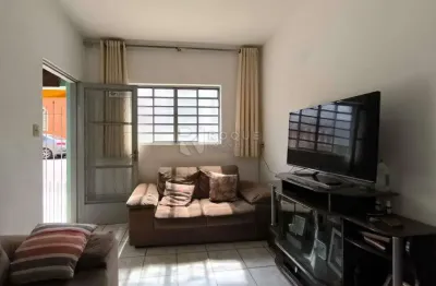 Casa com 2 quartos à venda na Vila Cristóvam, Limeira 