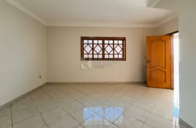 Casa com 3 quartos à venda no Jardim Vitória, Limeira 