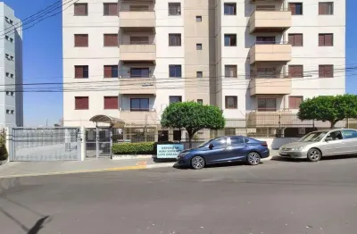 Apartamento com 3 quartos para alugar na Vila Camargo, Limeira 