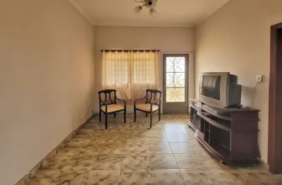Casa residencial/comercial em limeira - 2 quartos, amplo quintal e 4 vagas