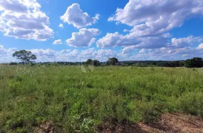 Terreno à venda no Bairro dos Pires, Limeira 